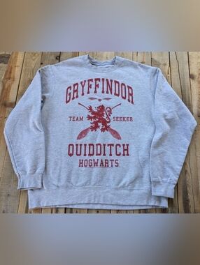 2000s Harry Potter Gryffindor Quidditch sweatshirt  men's size Large